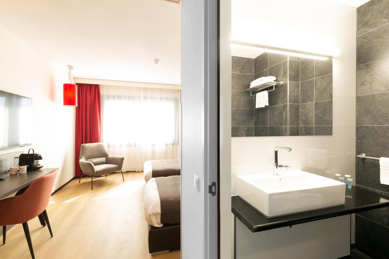 Bastion Hotel アーメルスフォールト エクステリア 写真