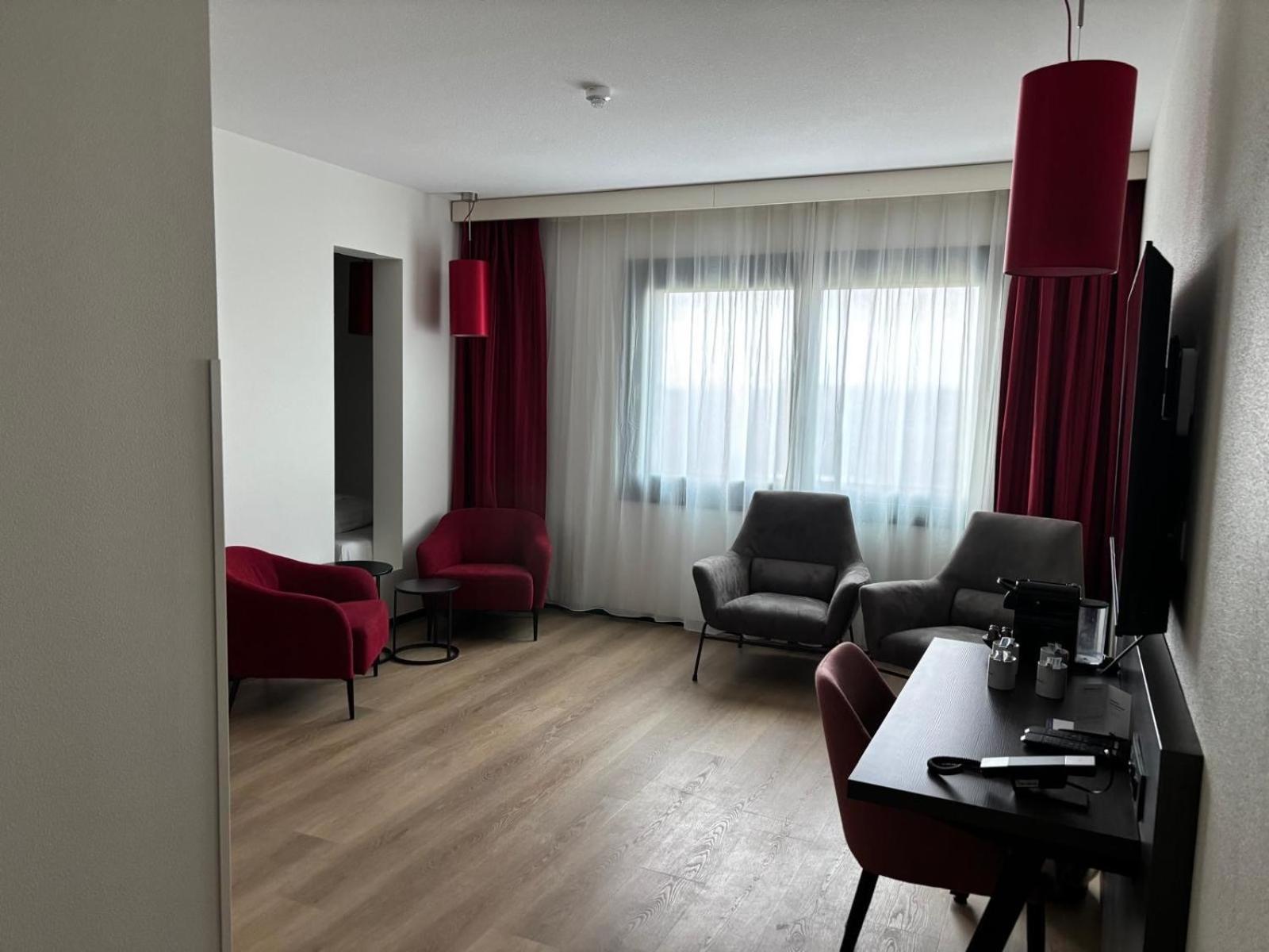 Bastion Hotel アーメルスフォールト エクステリア 写真